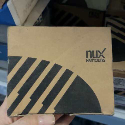 议价韩荣NUX接近传感器UP40S-20NA，未使用，韩国原