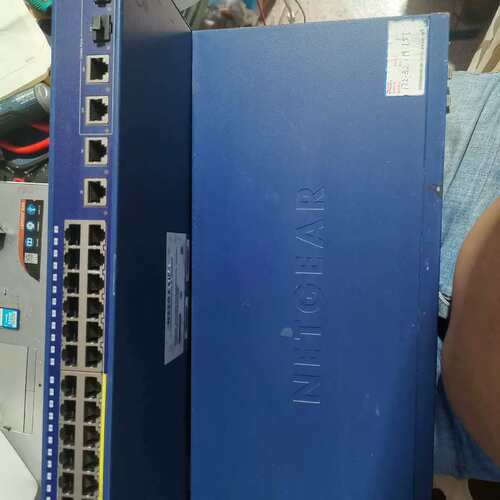 议价网件FS728TLP12口百兆Poe+12百兆网路接口+4千兆网