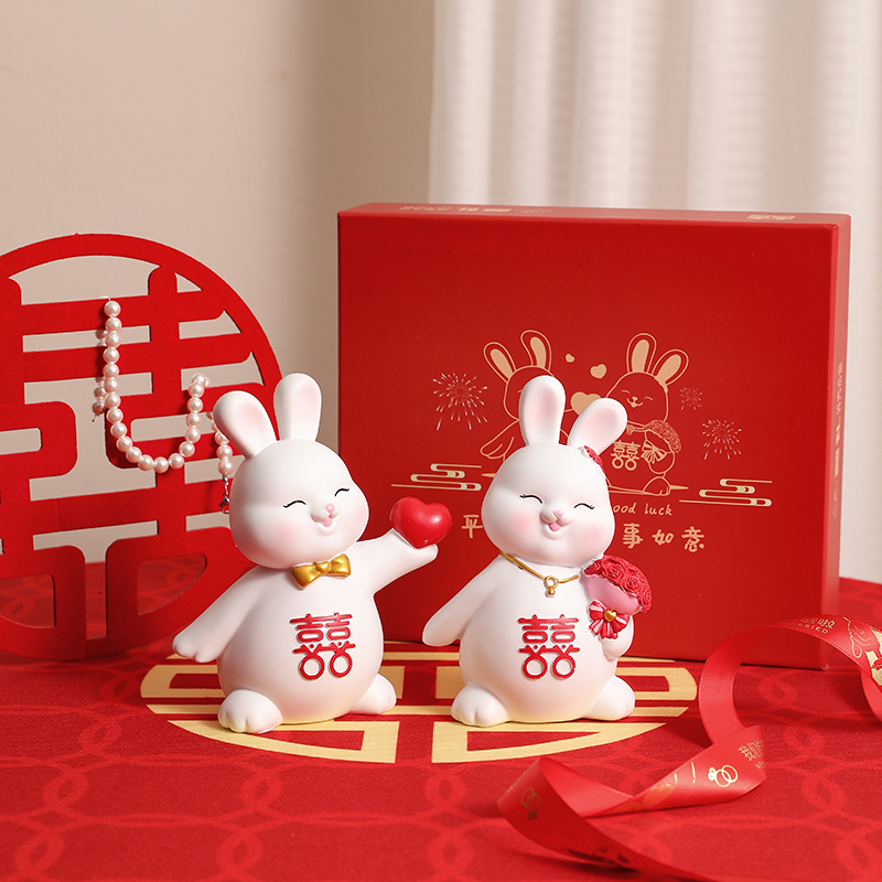 送新人情侣兔子摆件结婚婚房布置