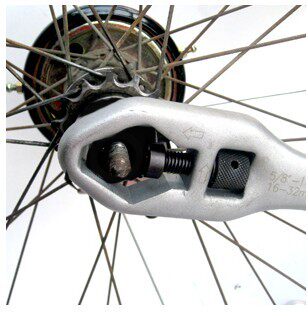 대만 BAOZHONG SUPER-B TB-1090 자전거 수리 단일 속도 데드 플라이휠 분해 및 조립 슬리브