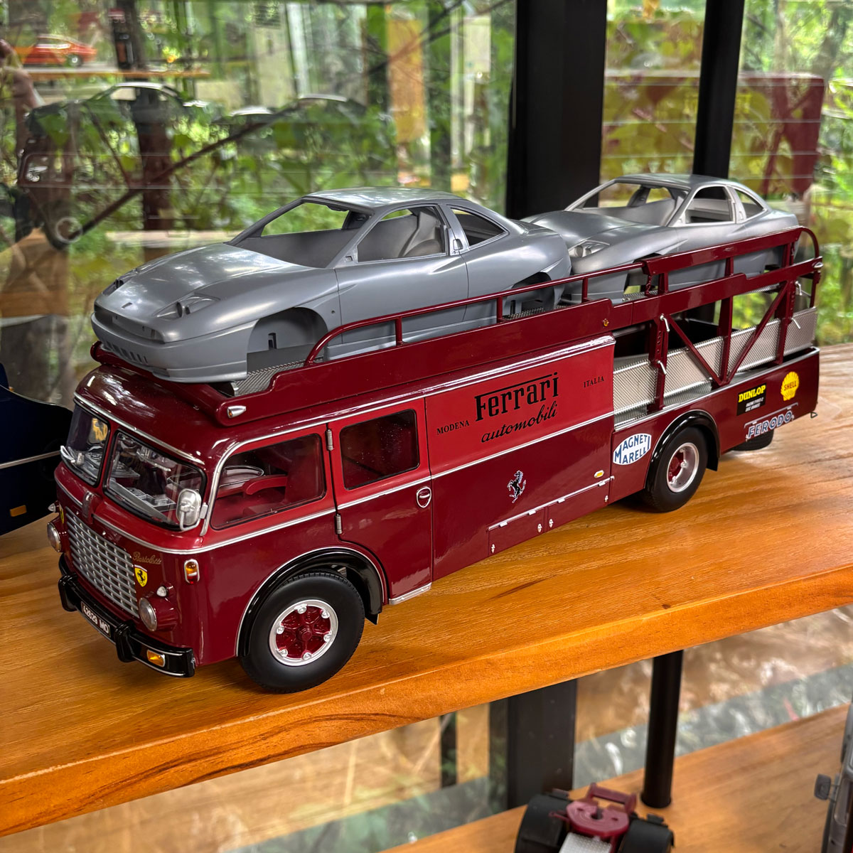 CMR 1/18 法拉利运输车 法拖车 合金汽车模型 全新原包装
