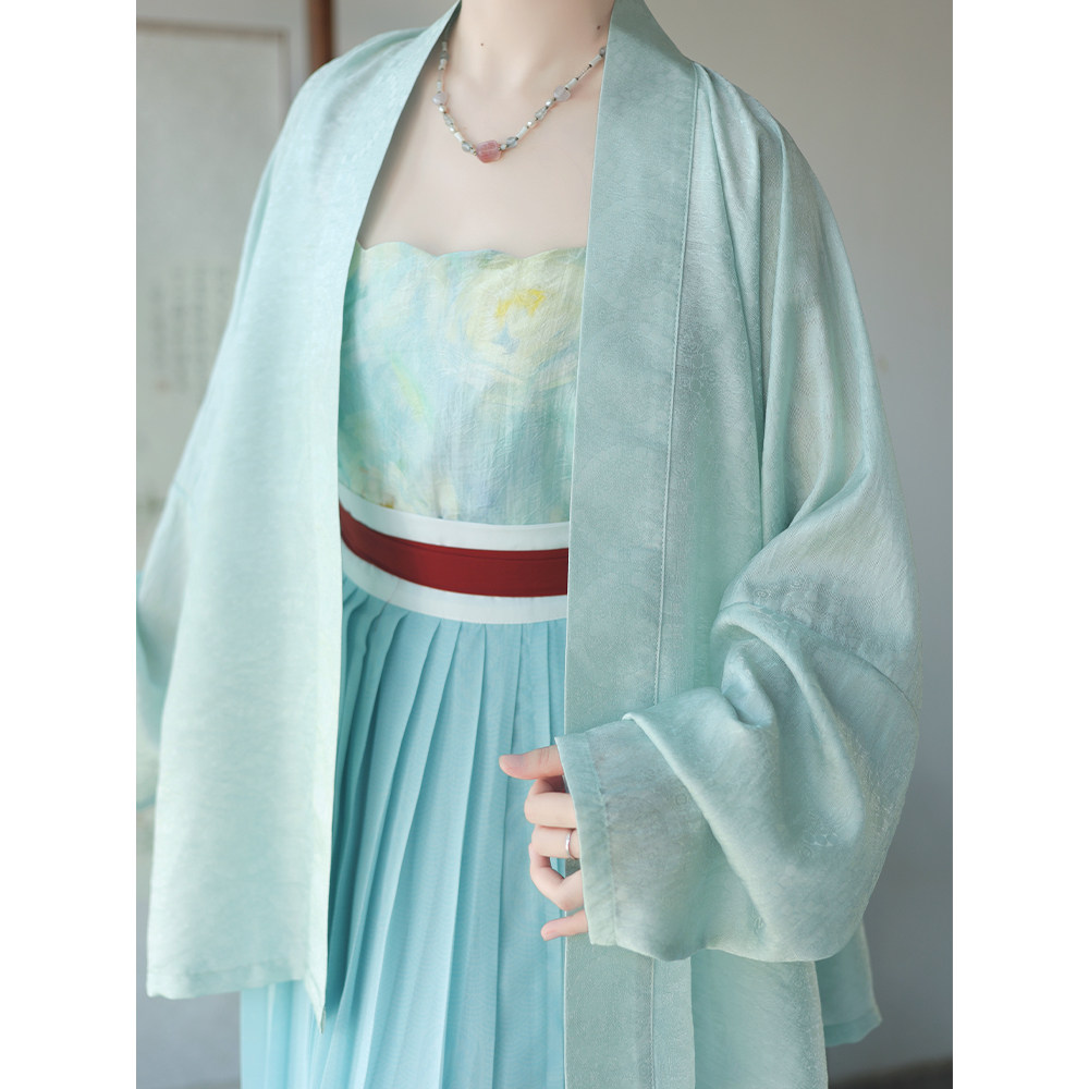 轻汉坊宋制飞机袖汉服对襟短衫女