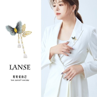刺绣蝴蝶 高档胸针韩国气质名媛刺绣别针胸花西服披肩衣服配饰