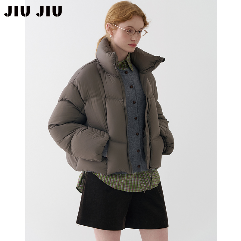 JIUJIU云朵泡芙轻薄立领羽绒服女冬季2025新款小个子面包服外套