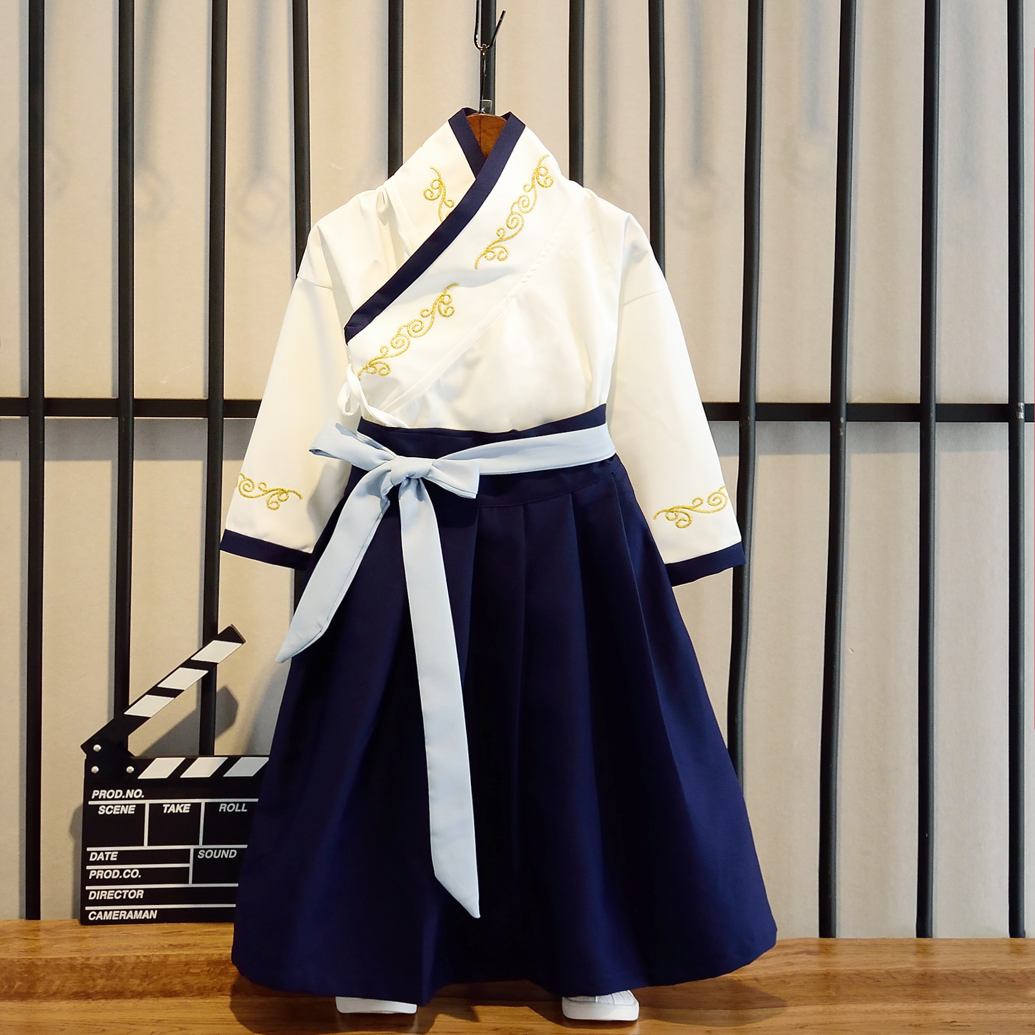 适中汉服花落尘男童春夏秋冬