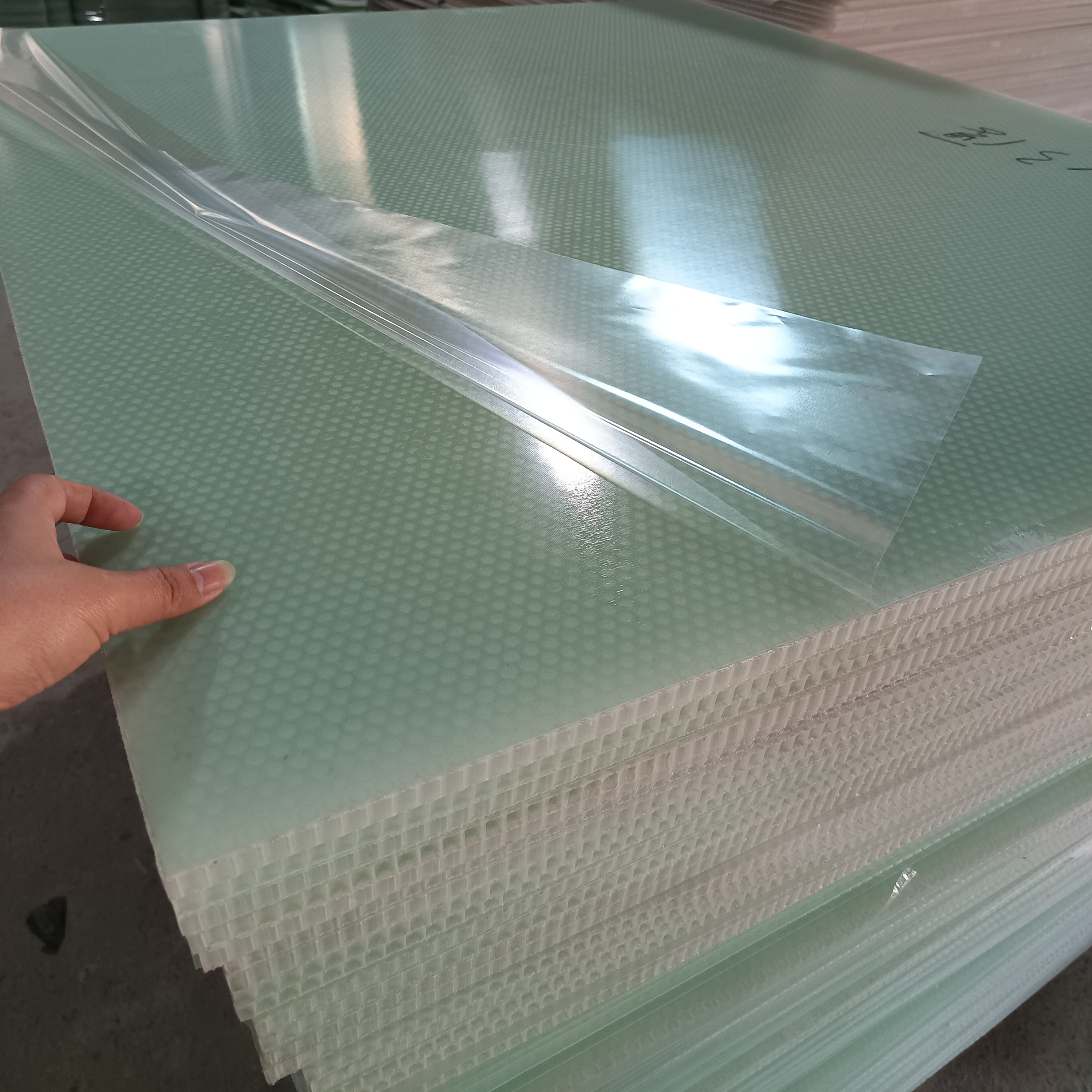 水绿色玻纤板蜂窝板绝缘板