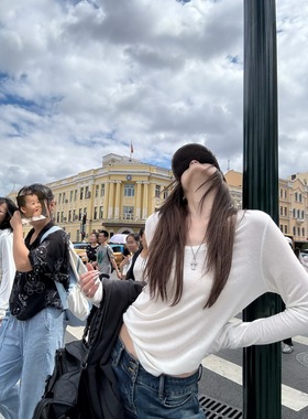 十一石 舒适满分！天丝羊毛微透长袖T恤女宽松显瘦圆领打底衫ll