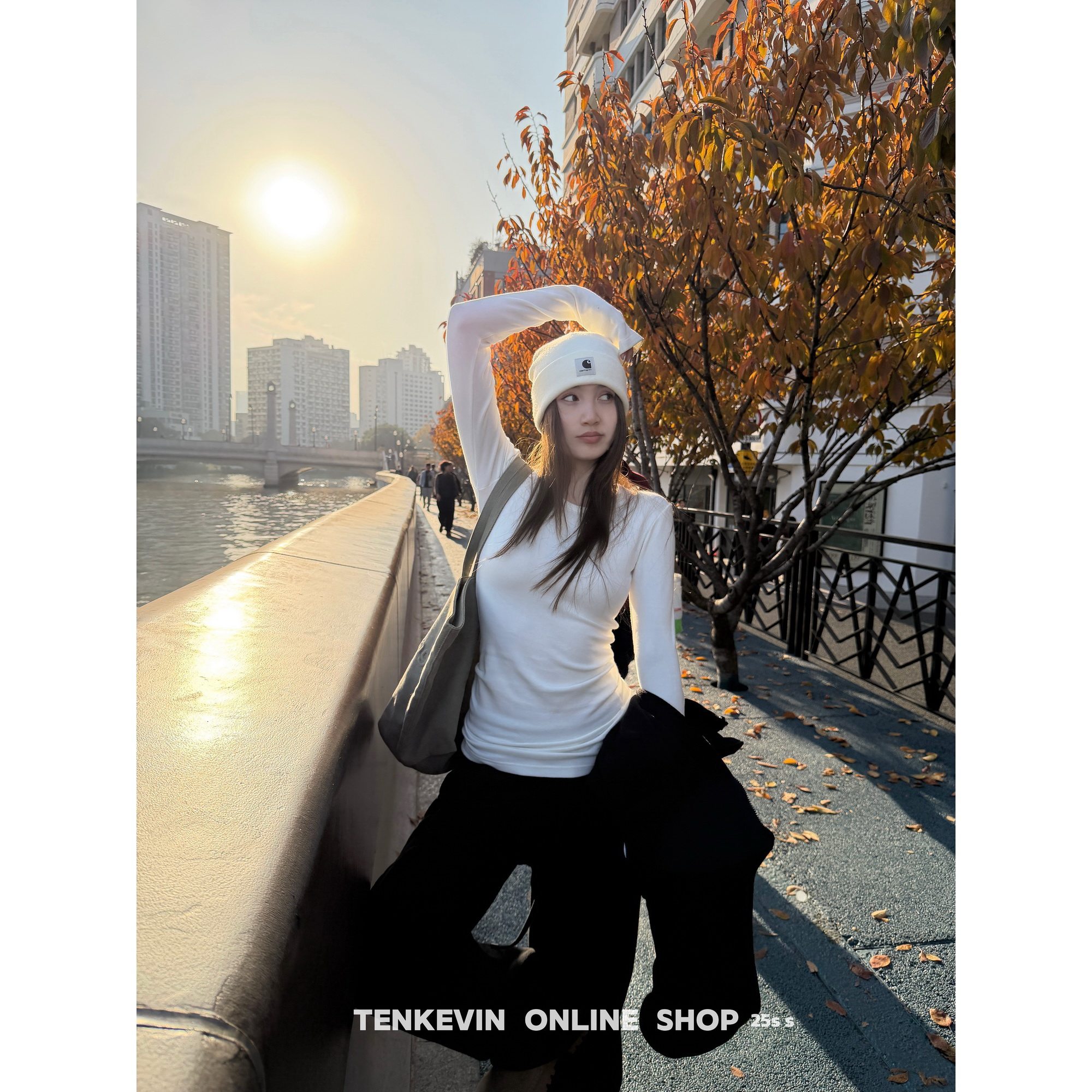 磨毛中长款圆领内搭长袖修身T恤