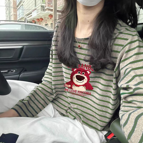 秋冬新款德绒保暖长袖t恤女撞色条纹宽松显瘦时尚减龄打底衫上衣