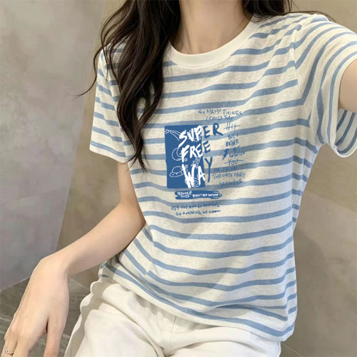 夏季新款条纹设计感圆领短袖t恤女装时尚通勤大码宽松打底衫上衣