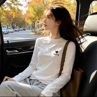 女装 德绒保暖正肩圆领长袖 显瘦打底衫 减龄修身 上衣 T恤女秋冬新款