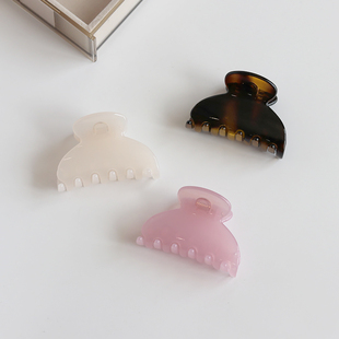 日常春夏高级感亚克力抓夹精致扇形简约后脑勺半夹中号发抓鲨鱼夹