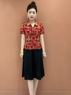 2026夏季中年女装时尚百搭显瘦连衣裙母亲节假两件设计妈妈裙子