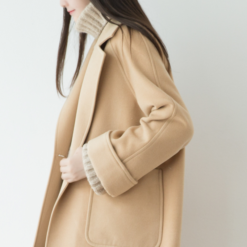 SUIN韩版宽松米色领中毛呢大衣