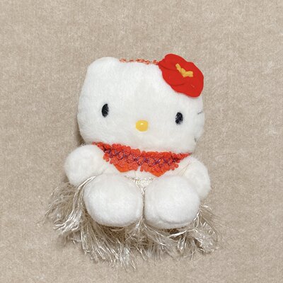 胖嘟嘟日本中古老料草裙hello kitty公仔坐姿凯蒂猫玩偶三丽鸥