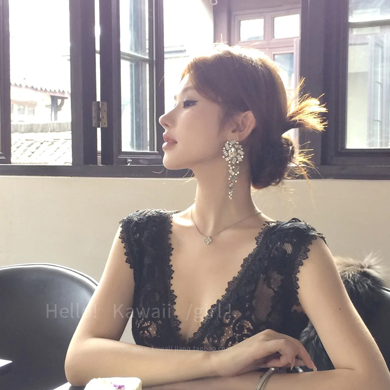 复古宫廷风锆石流苏花朵耳环