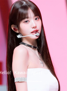 张元英同款暗黑系十字架项链