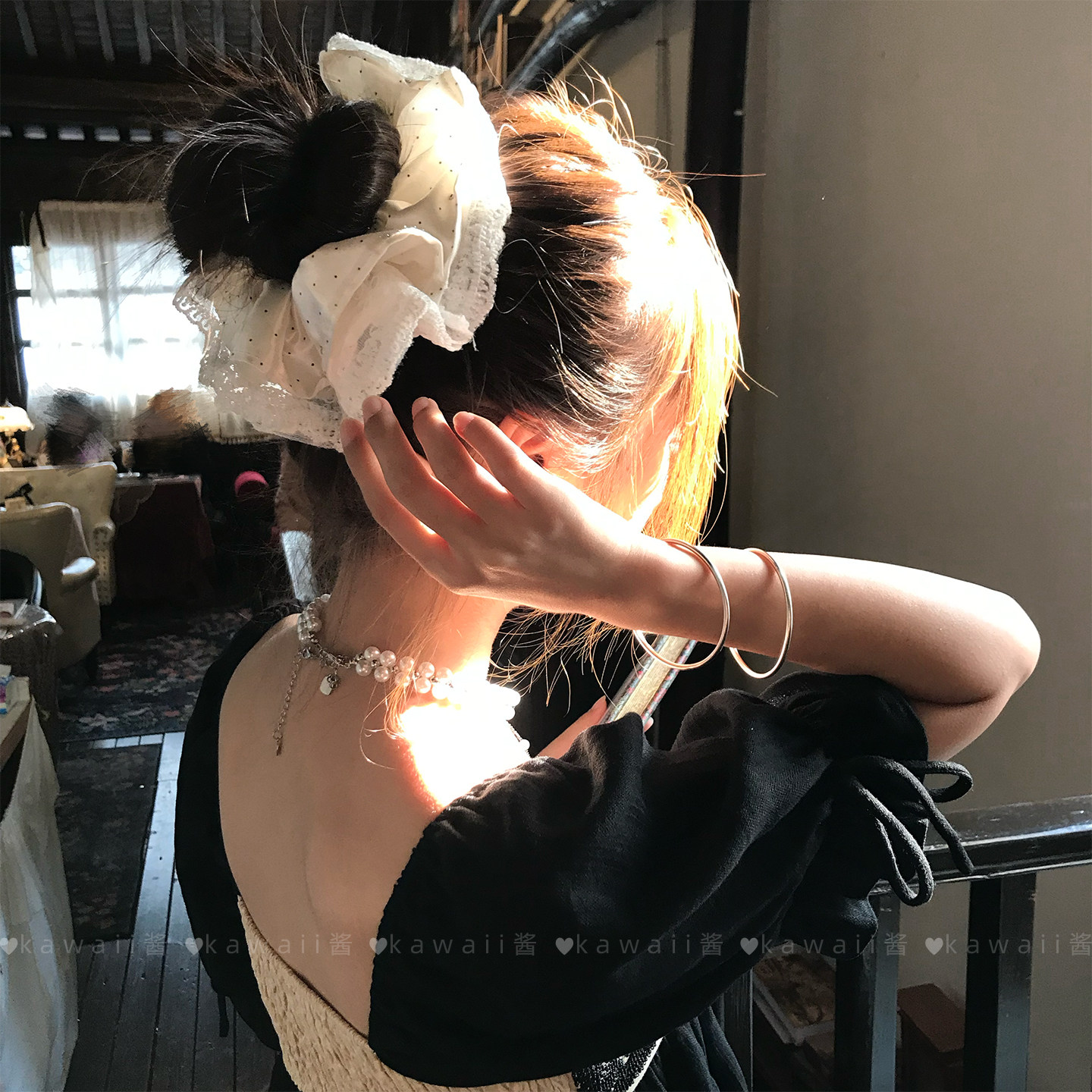 轻氧韩女~ins风高级感缎面波点蕾丝花边双层肥肠发圈气质扎发头绳