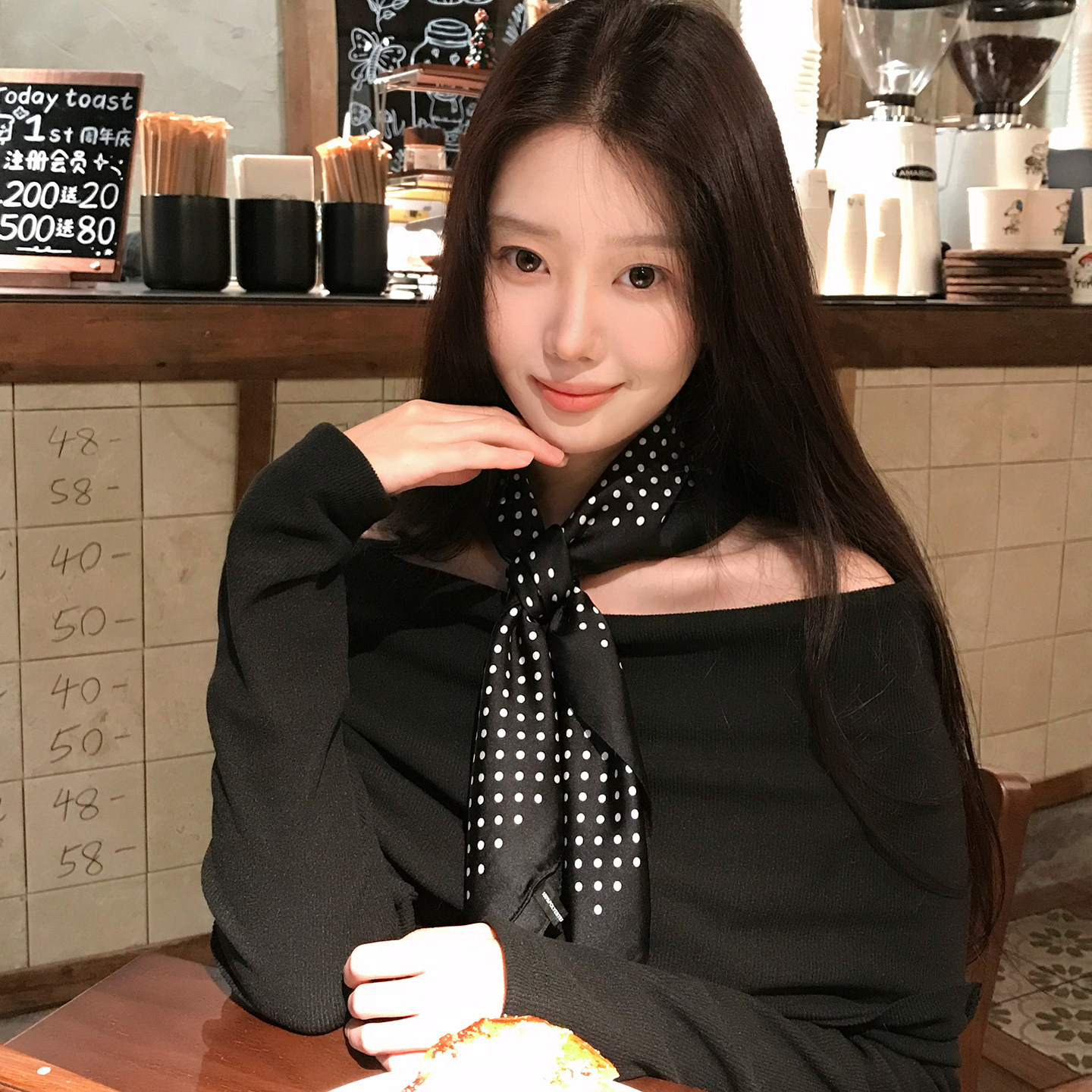 复古波点长条丝巾2026新款轻奢温柔气质小方巾文艺感搭配衬衫领巾