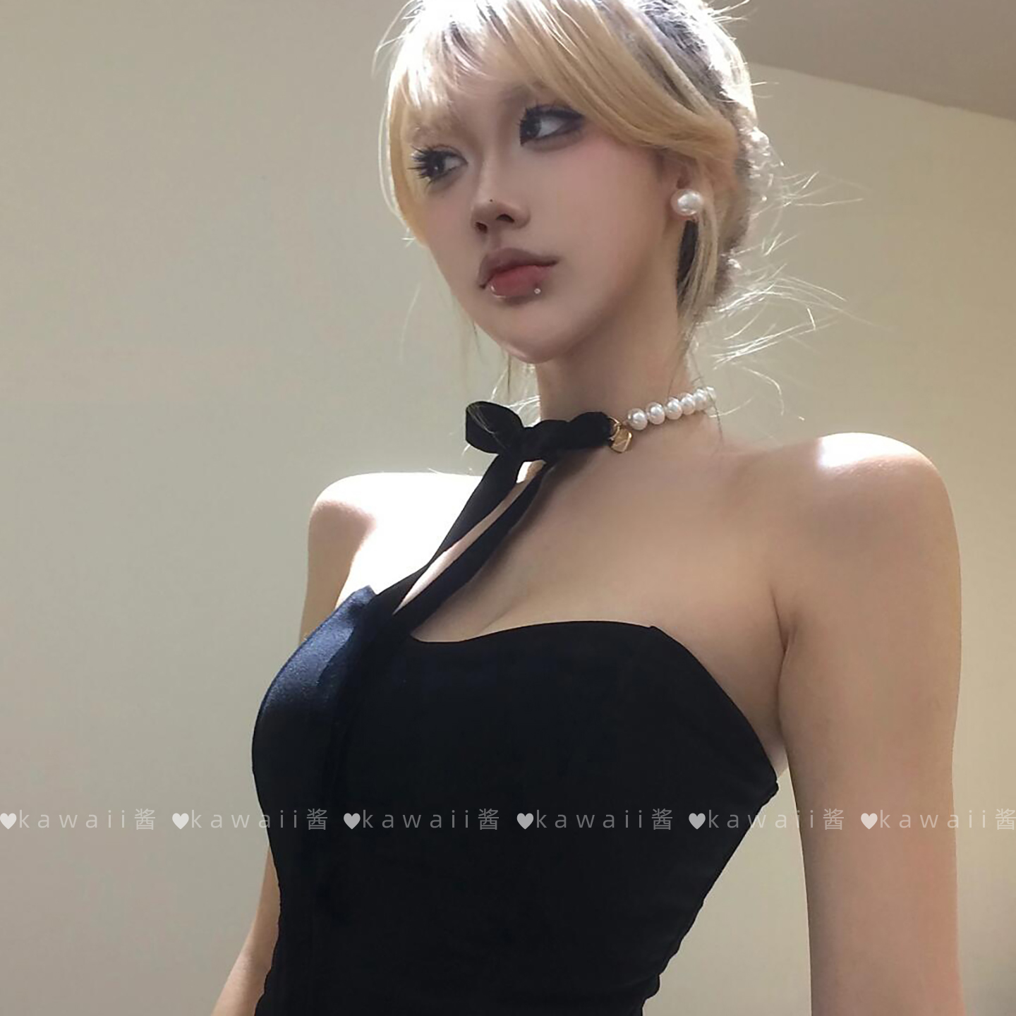 千金名媛风黑丝绒珍珠项链