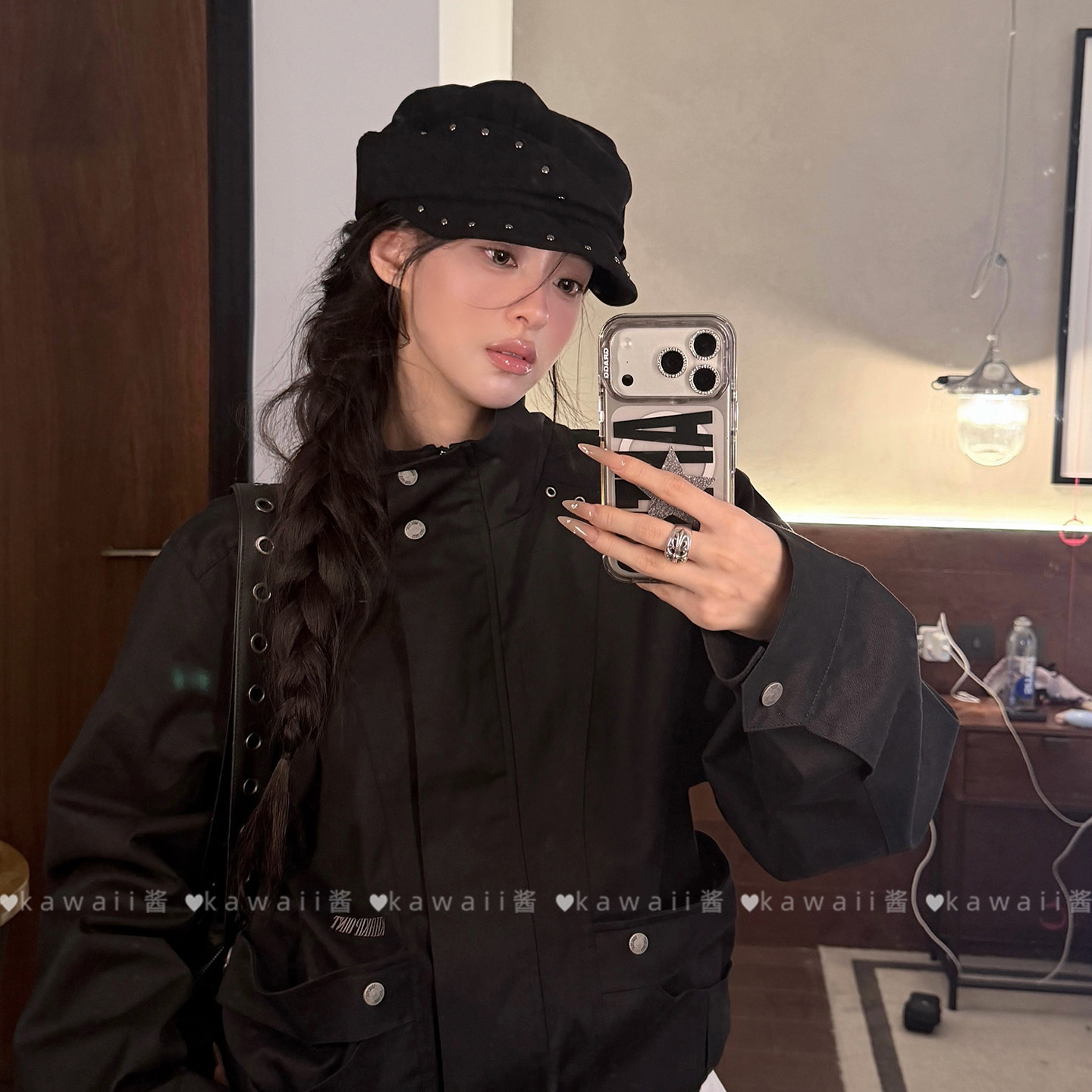 韩系古早感铆钉贝雷帽女