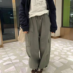 褲 徐蹦蹦 時髦有型 日系春夏寬松軍綠色工裝 女 松緊腰束腳直筒褲