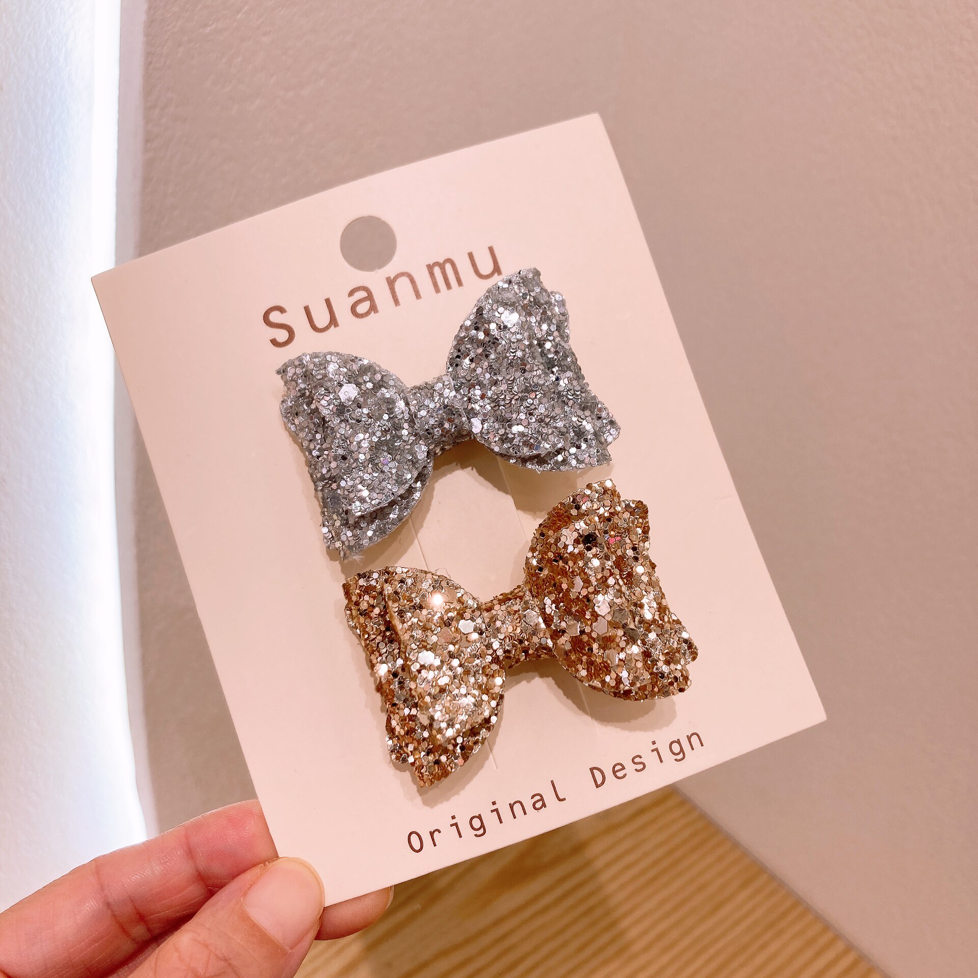 新年经典蝴蝶结儿童发夹亮片领结发卡宝宝边夹公主头饰可爱发饰,童装/婴儿装/亲子装,发饰,淘宝优惠券,粉丝福利购,淘宝优惠卷