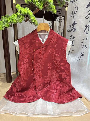 缎面香云纱马甲2026秋季新款新中式国风高级感气质百搭款上衣女