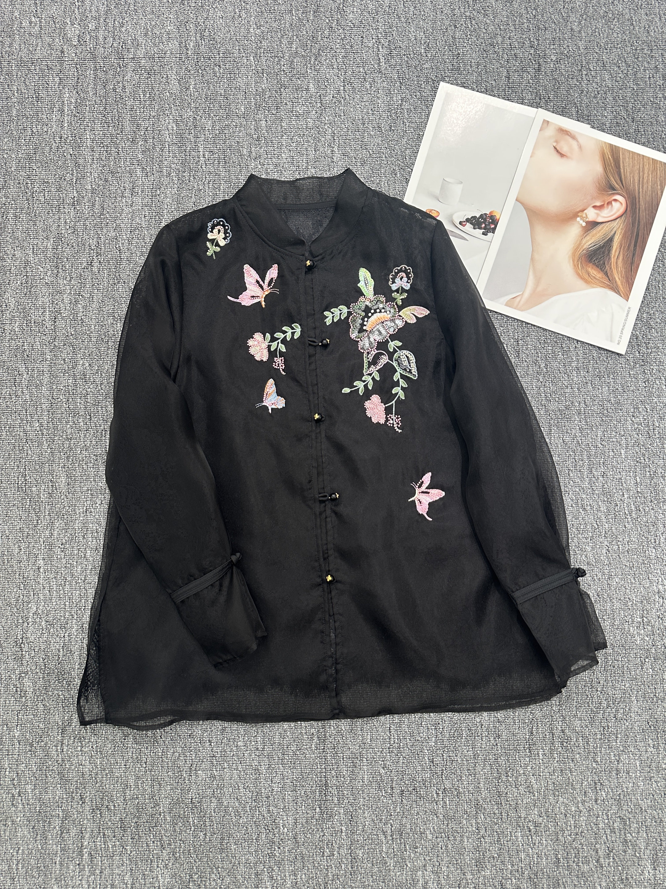 金蝶海棠重工刺绣钉珠桑蚕丝欧根纱拼接蕾丝衬衫蝴蝶提花刺绣衬衫,女装/女士精品,上衣,淘宝优惠券,粉丝福利购,淘宝优惠卷