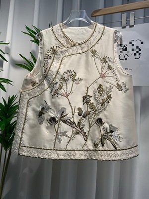 重工钉珠刺绣醋酸马甲新中式国风重工刺绣提花马甲女马甲外套女