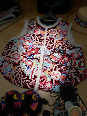 真丝丝绒重工绣花拼水貂加棉马甲气质高端新中式国风马甲背心