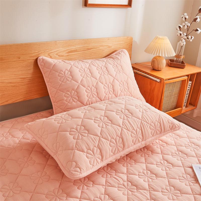 纯色绗缝枕套加厚48times74cm