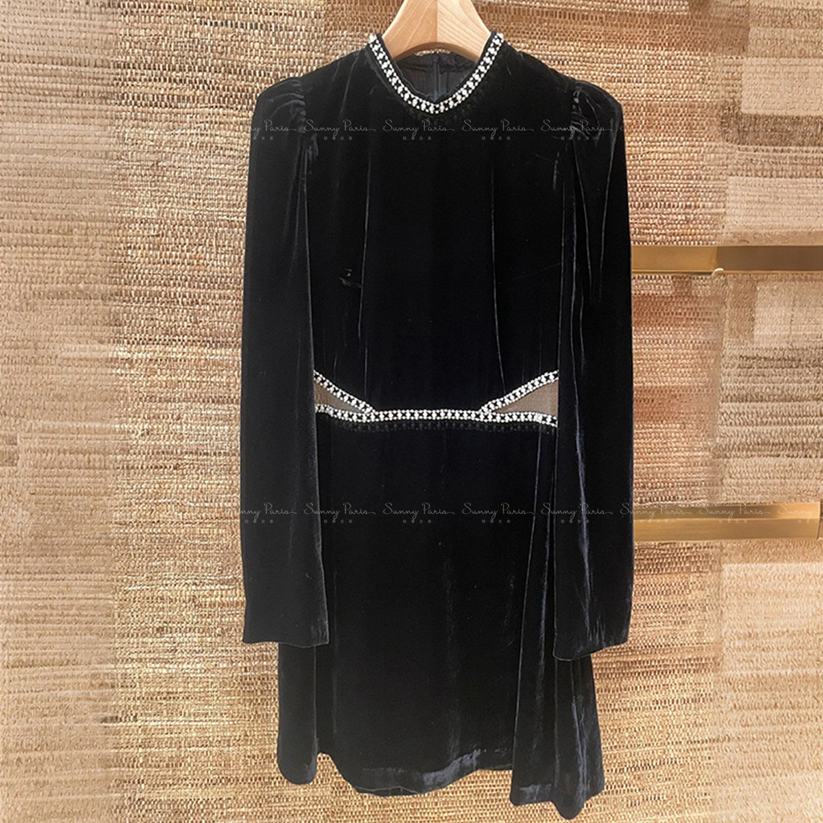 必入款！24秋冬S@NDRO法式珍珠水钻边天鹅绒露腰连衣裙裙SFPR*929