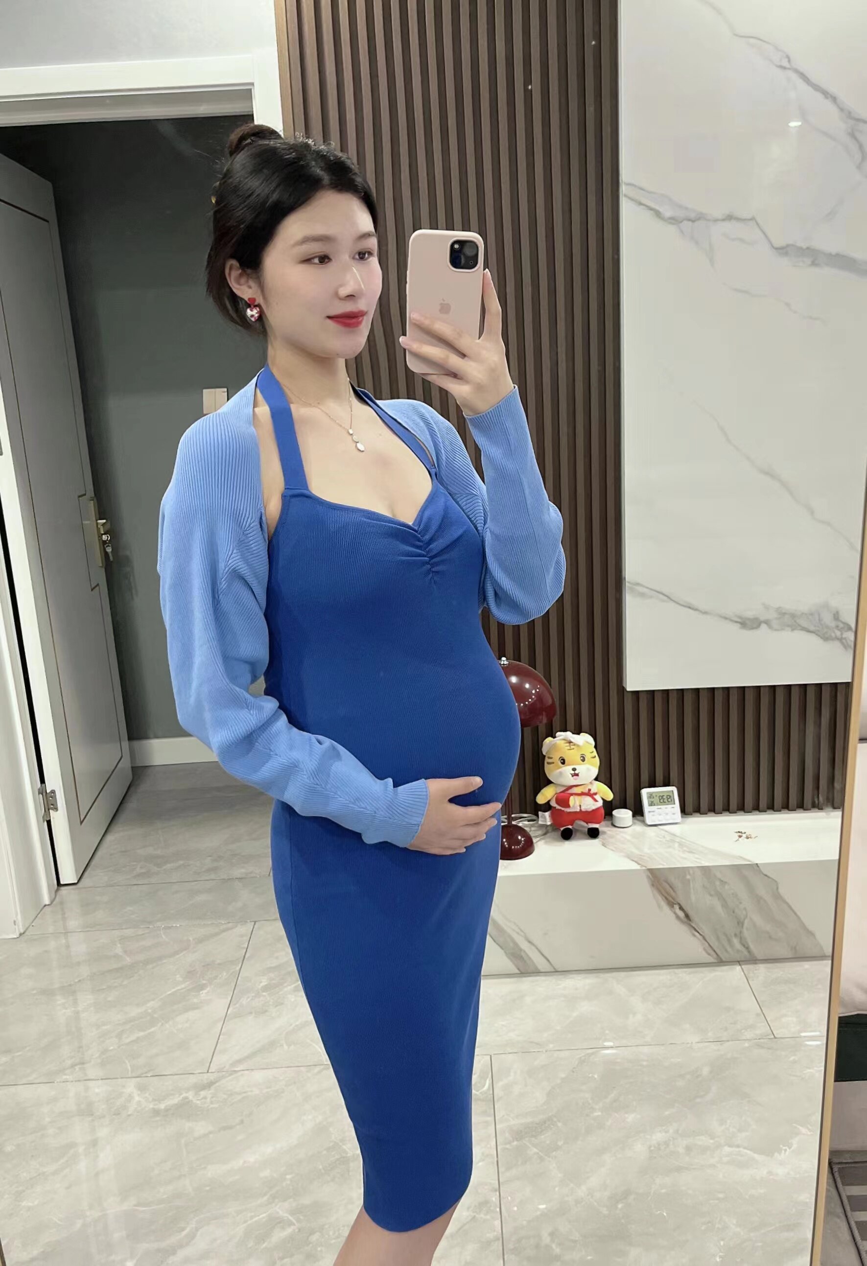 孕妇套装夏季港味复古背心裙气质挂脖露背修身显瘦连衣裙防晒坎肩