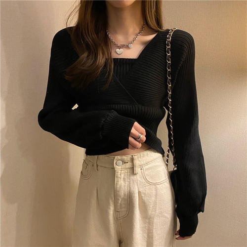 Real shot real price Korean version gentle wind thick fake two long sleeve knitted sweaters with open collar and shoulder