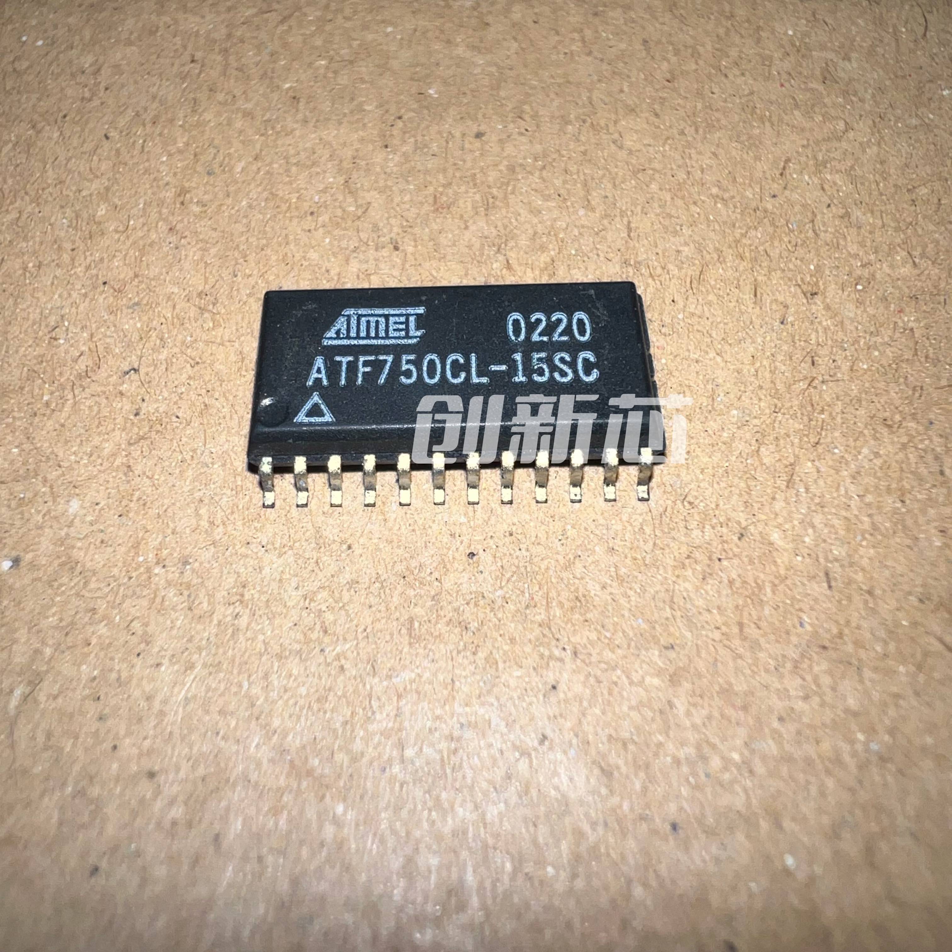 ATF750CL-15SU【CPLD -  750 GATE LOW POWER - 15NS】