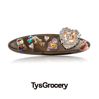 TysGrocery 22 Pray 2 “老朋友”旧玩具珍珠宝石印花发卡