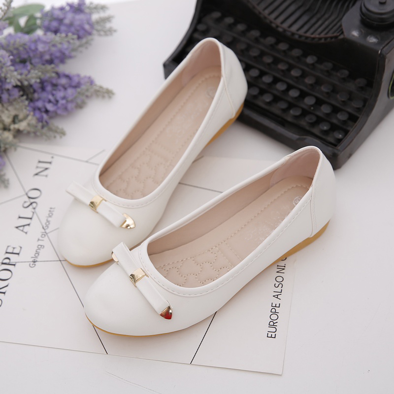 单鞋女平底鞋浅口软底软皮妈妈鞋