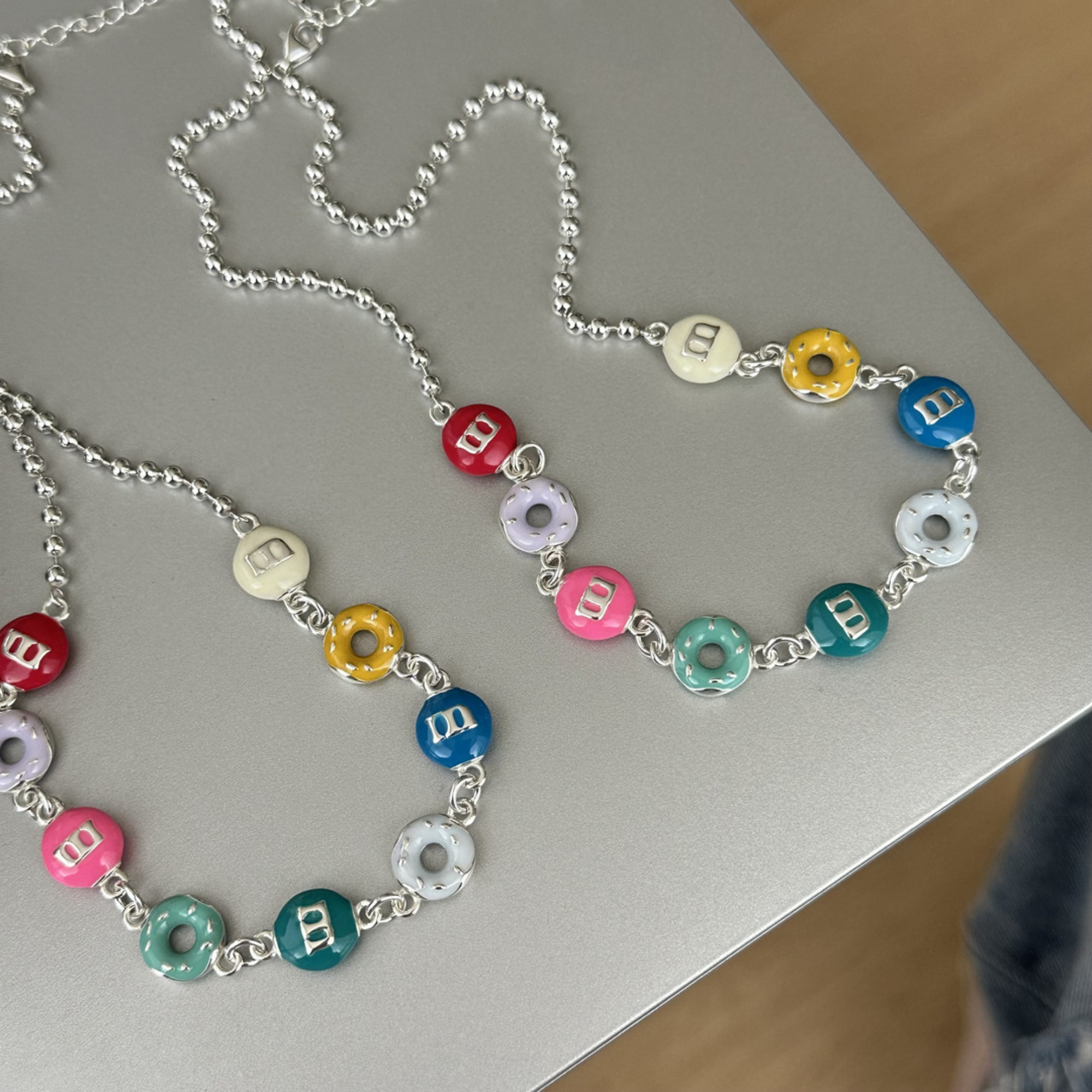 彩色混搭甜甜圈M豆项链女糖果串珠拼接高级感创意锁骨链潮