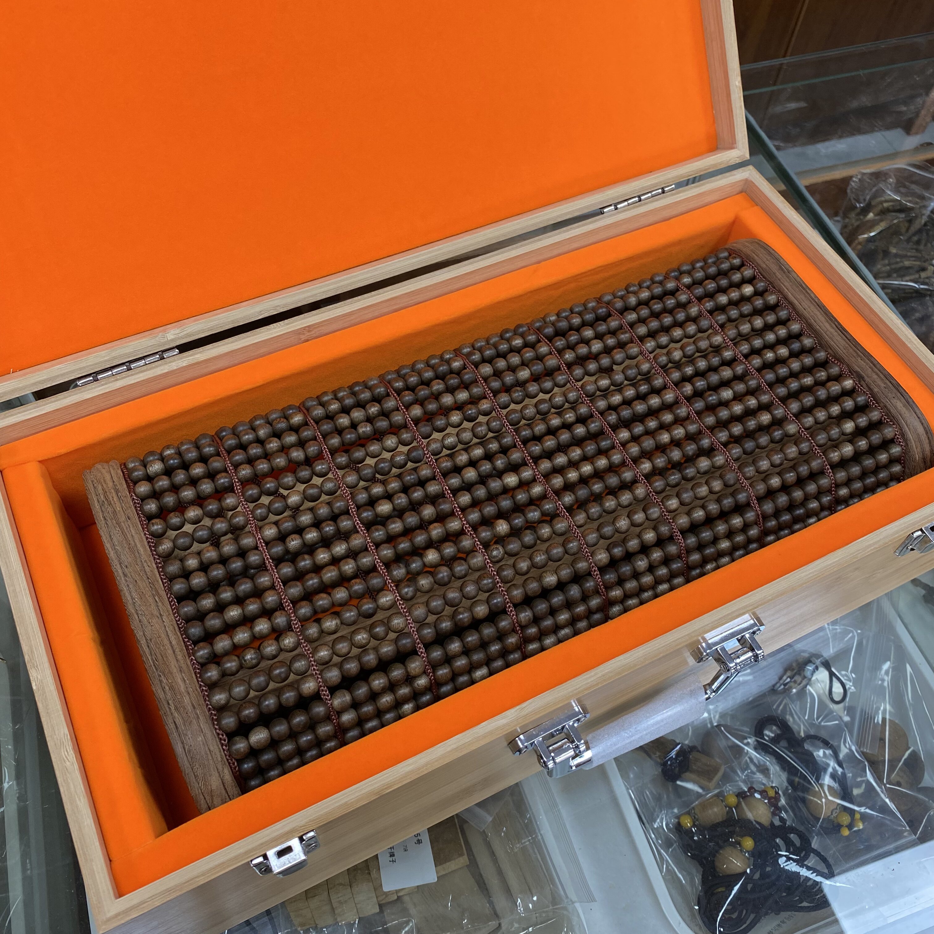 沉香枕头 越南芽庄结香油性好的沉香08按摩珠串成 圆珠能按摩头部