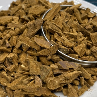 越南厚肉红土沉香 浓郁花香西瓜凉香 生闻香味都扑鼻 熏香上炉