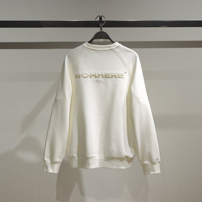 太平鸟时尚休闲刺绣卫衣