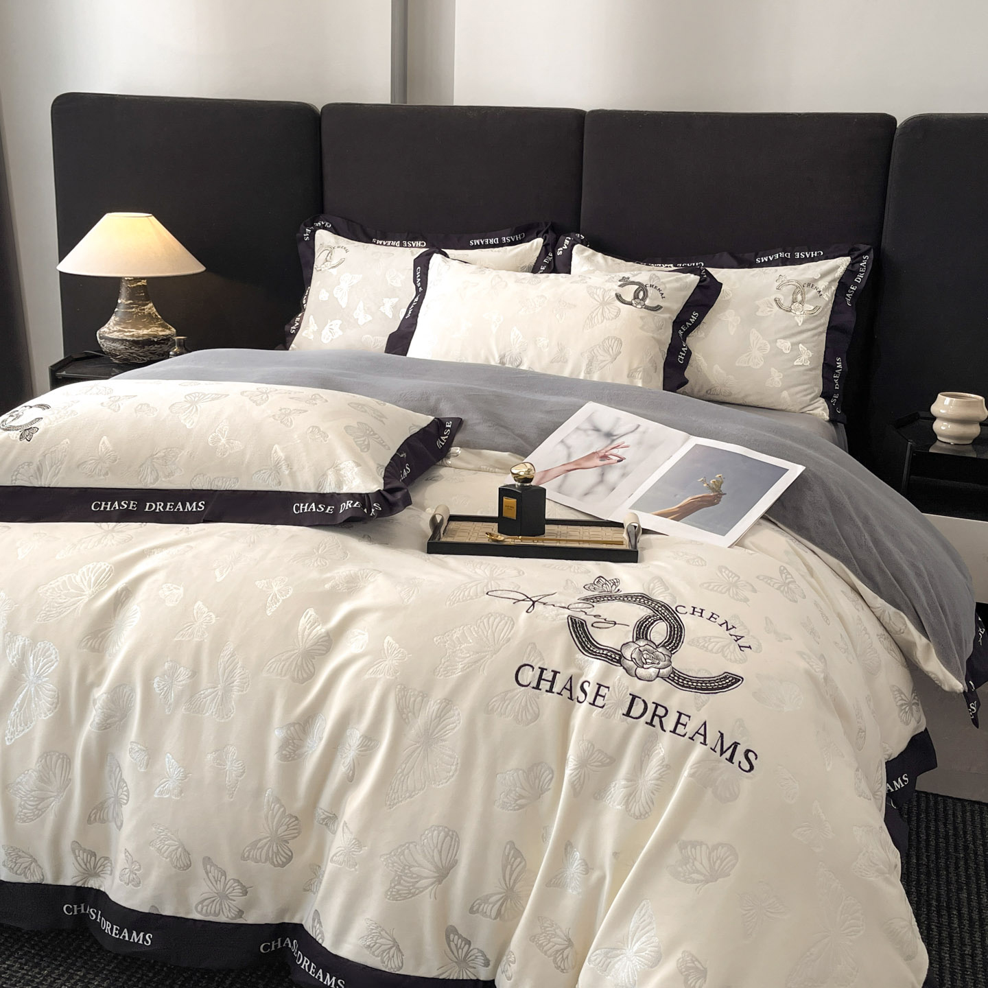 2025新款A类烫金牛奶绒四件套冬季加厚保暖床单被套床上用品被罩