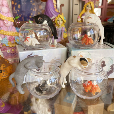 日本可爱食玩 猫和金鱼 猫咪看金鱼缸捞鱼 塑胶模型小摆件 场景