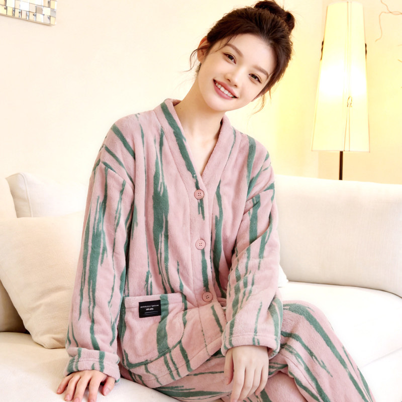 睡衣女秋冬季加厚套装家居服保暖长袖春秋新款珊瑚绒法兰绒可外穿