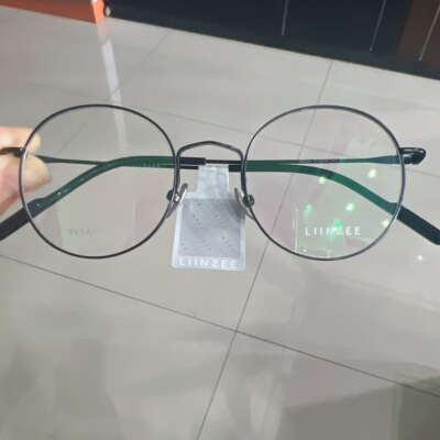 小脸超轻时尚圆框钛黑色眼镜架