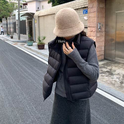 hers 一勺甜秋冬立领保暖加厚白鸭绒马甲百搭宽松无袖外套92535