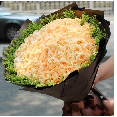 南充嘉陵区大通镇一立镇龙蟠镇里坝镇鲜花店蛋糕店速递玫瑰花束