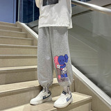 灰色