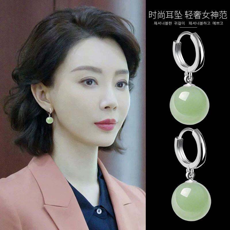 和田玉耳环高级感翡翠原石碧玉耳钉玉髓玉石耳坠冰种耳饰生日礼物